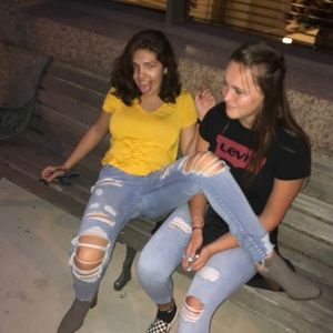 Meet your Posher, Addison